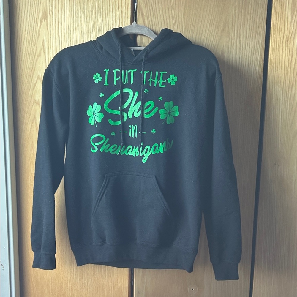 Gildan Black Hoodie with Green Shamrock Graphic (item24)